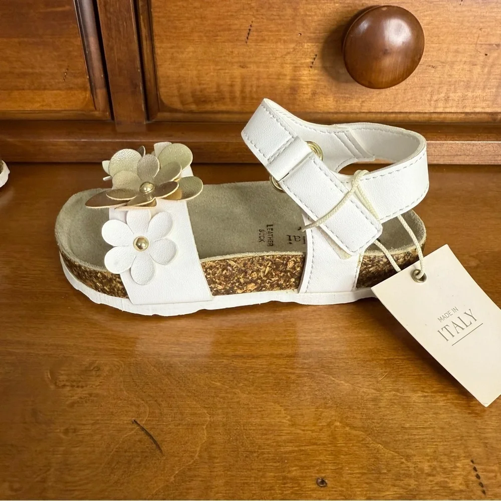 NEW Guilin Palai  White and Gold floral Sandals girls size 7 straps‎ cork